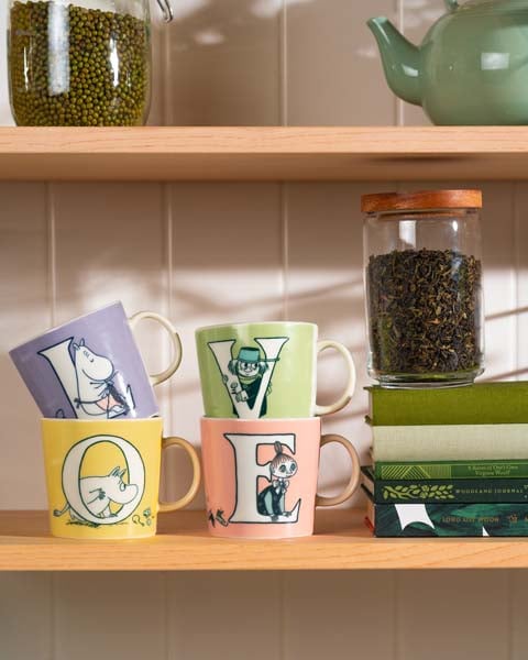 Moomin_by_Arabia_2023_Alphabet_collection_LOVE_6 (1)