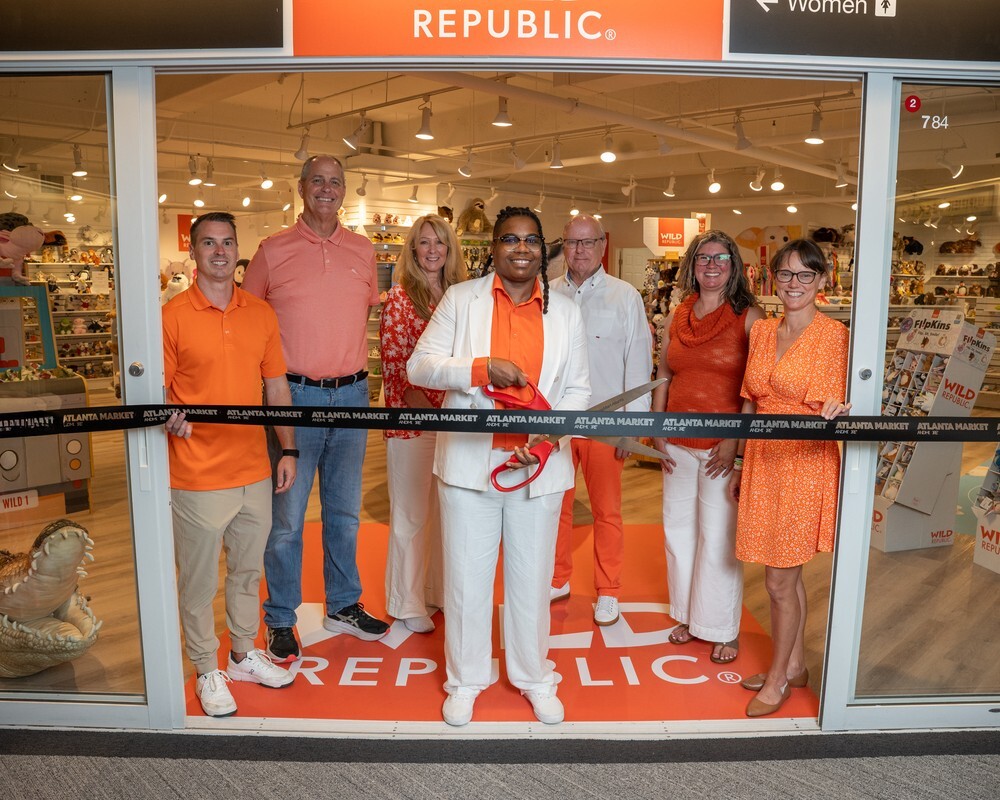 Americas Mart Ribbon Cutting-24-Wild Republic-1201x800-5b2df79